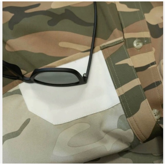 Poncho camouflage button up magnetic pockets men's X-Large - Picture 4 of 12